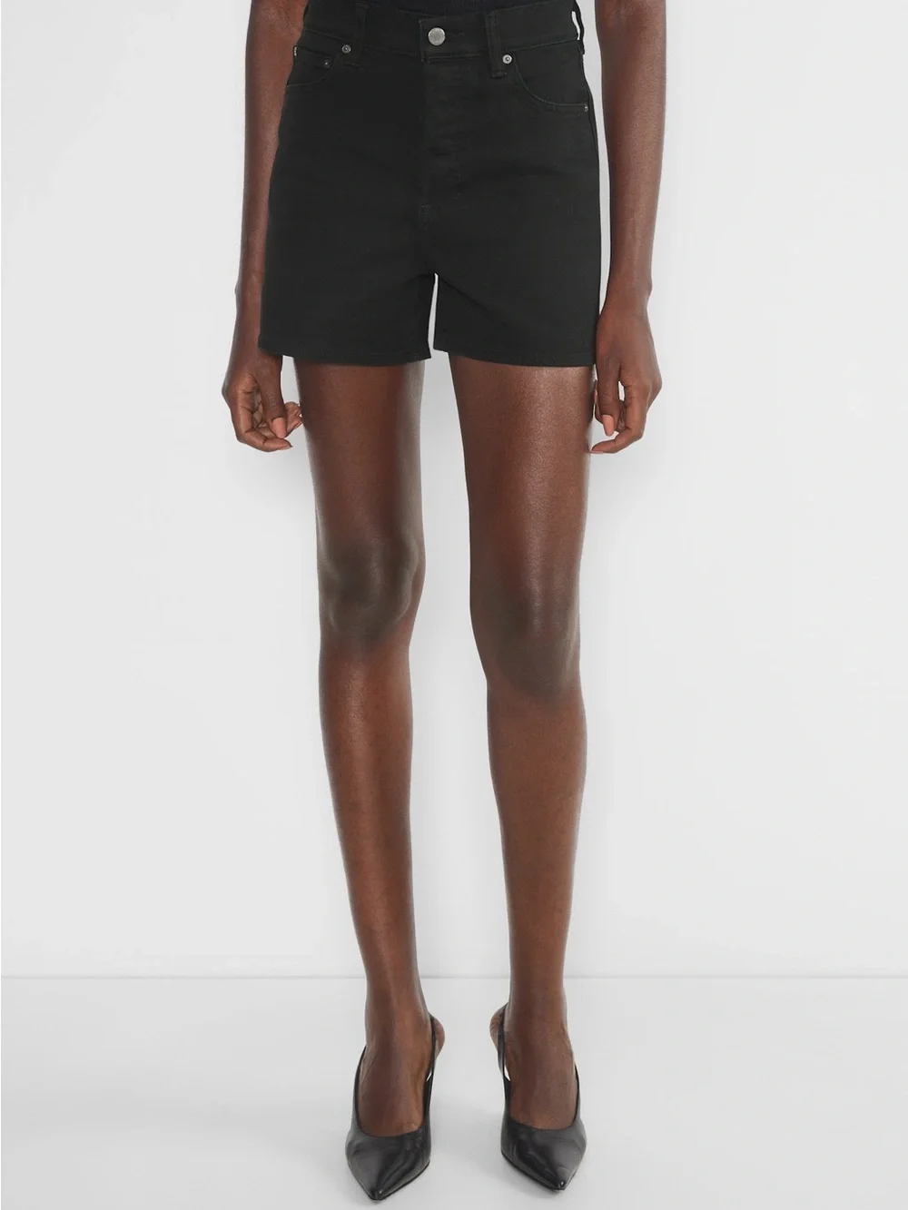 NEW without tags Aritzia Denim Forum The '50s Arlo Hi Mid-Thigh Denim Short